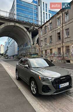 Внедорожник / Кроссовер Audi Q3 2021 в Одессе