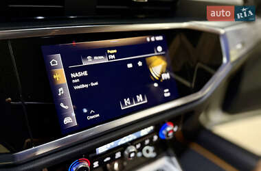 Внедорожник / Кроссовер Audi Q3 2022 в 