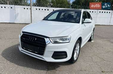 Позашляховик / Кросовер Audi Q3 2016 в Києві