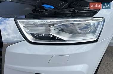 Внедорожник / Кроссовер Audi Q3 2016 в 