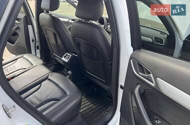 Внедорожник / Кроссовер Audi Q3 2016 в 