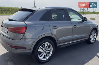 Внедорожник / Кроссовер Audi Q3 2017 в 