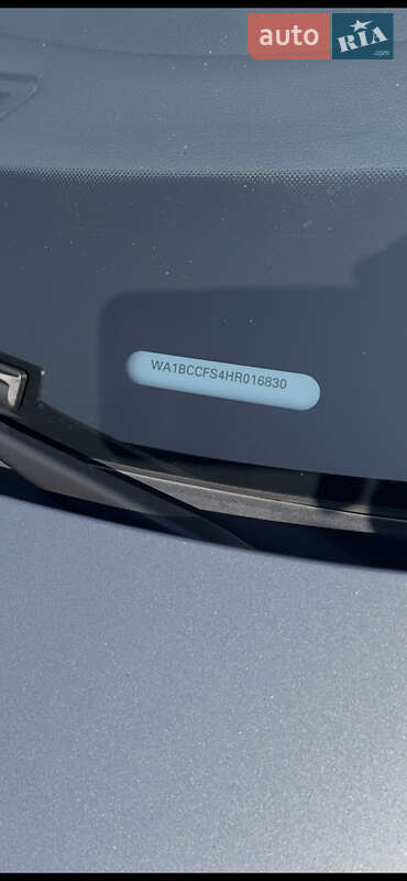 Внедорожник / Кроссовер Audi Q3 2017 в Львове