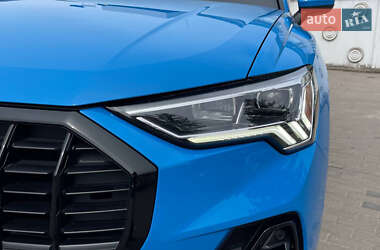 Внедорожник / Кроссовер Audi Q3 2019 в 