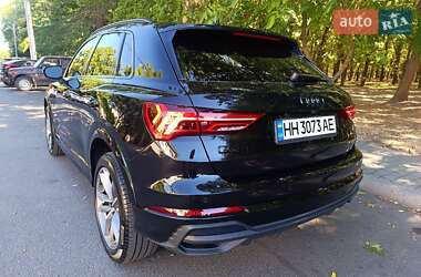 Внедорожник / Кроссовер Audi Q3 2024 в 