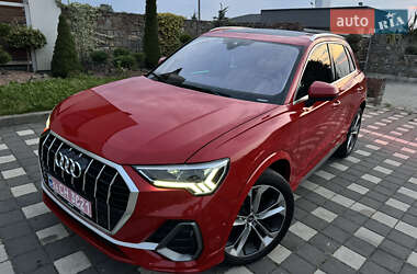 Внедорожник / Кроссовер Audi Q3 2021 в 