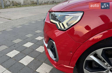 Внедорожник / Кроссовер Audi Q3 2021 в 