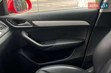 Внедорожник / Кроссовер Audi Q3 2018 в 