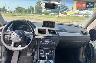 Внедорожник / Кроссовер Audi Q3 2011 в 