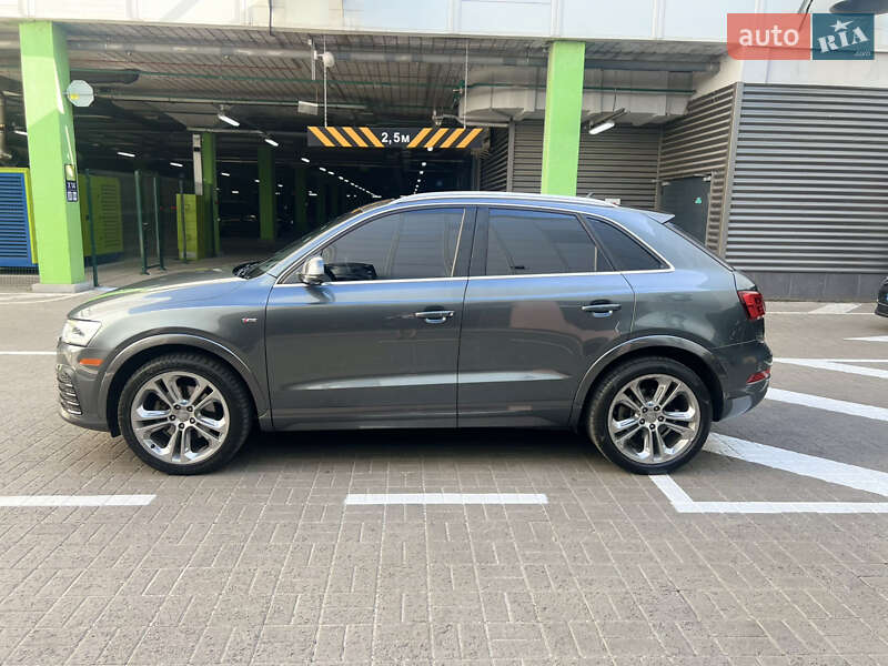 Внедорожник / Кроссовер Audi Q3 2017 в Киеве