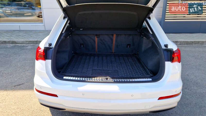 Внедорожник / Кроссовер Audi Q3 2023 в Кропивницком фото 10 Внедорожник / Кроссовер Audi Q3 2023 в Кропивницком