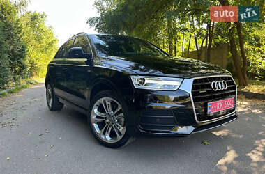 Позашляховик / Кросовер Audi Q3 2016 в 