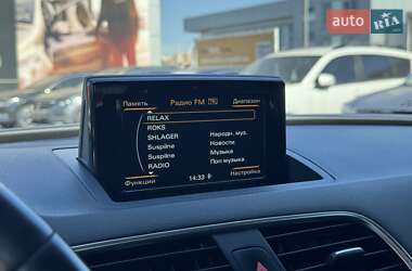 Внедорожник / Кроссовер Audi Q3 2016 в 