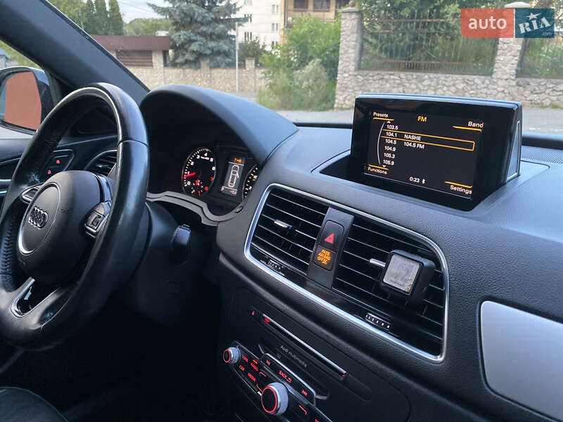 Внедорожник / Кроссовер Audi Q3 2017 в Тернополе
