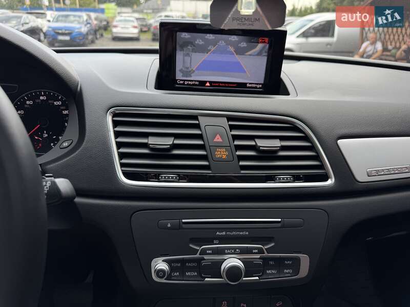 Внедорожник / Кроссовер Audi Q3 2017 в Виннице