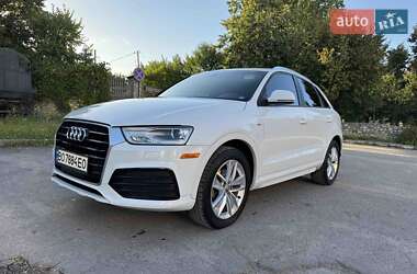 Позашляховик / Кросовер Audi Q3 2017 в 