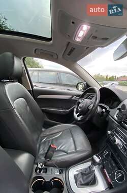 Внедорожник / Кроссовер Audi Q3 2016 в 