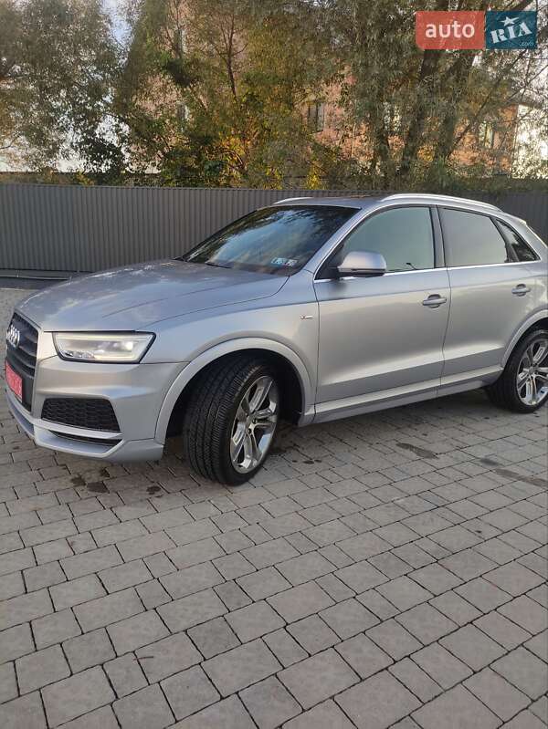 Внедорожник / Кроссовер Audi Q3 2018 в Львове