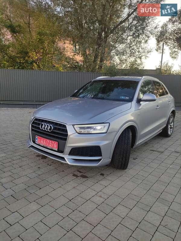 Внедорожник / Кроссовер Audi Q3 2018 в Львове