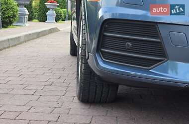 Внедорожник / Кроссовер Audi Q3 2016 в 