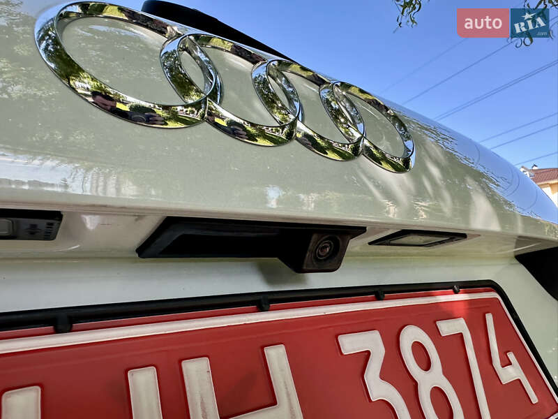 Внедорожник / Кроссовер Audi Q3 2017 в Киеве