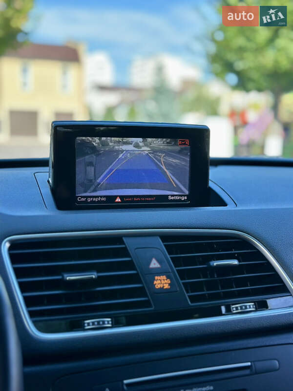 Внедорожник / Кроссовер Audi Q3 2017 в Киеве