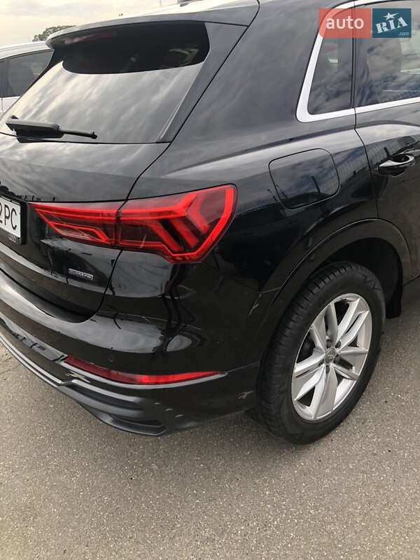 Внедорожник / Кроссовер Audi Q3 2022 в Киеве фото 12 Внедорожник / Кроссовер Audi Q3 2022 в Киеве