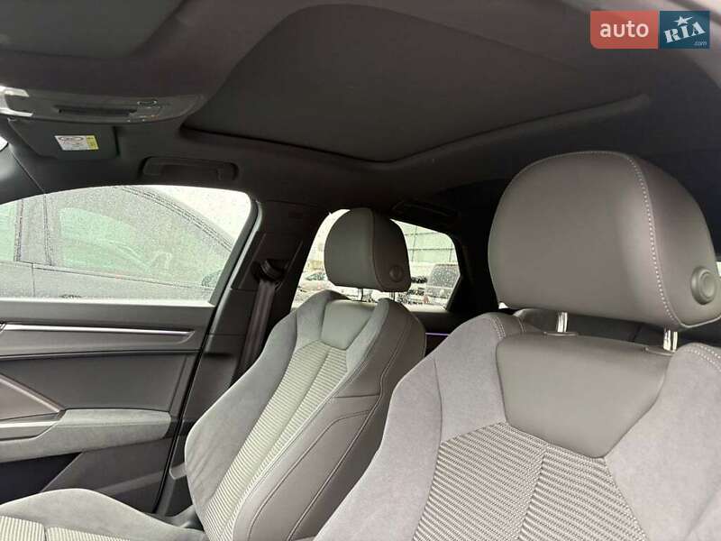 Внедорожник / Кроссовер Audi Q3 2024 в Ивано-Франковске