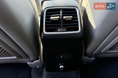 Внедорожник / Кроссовер Audi Q3 2018 в 