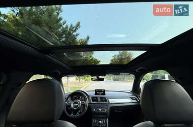 Позашляховик / Кросовер Audi Q3 2018 в 