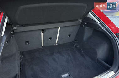Позашляховик / Кросовер Audi Q3 2021 в 