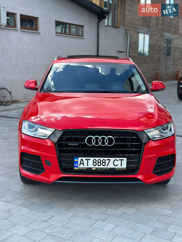 Внедорожник / Кроссовер Audi Q3 2017 в Ивано-Франковске