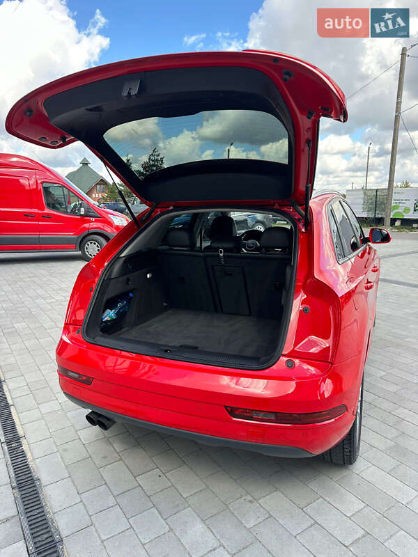 Внедорожник / Кроссовер Audi Q3 2017 в Ивано-Франковске