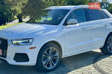 Внедорожник / Кроссовер Audi Q3 2016 в 