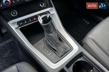 Внедорожник / Кроссовер Audi Q3 2020 в 