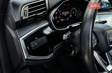 Внедорожник / Кроссовер Audi Q3 2020 в 