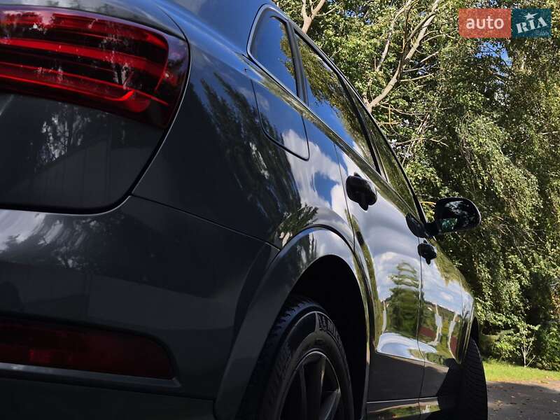 Внедорожник / Кроссовер Audi Q3 2015 в Львове