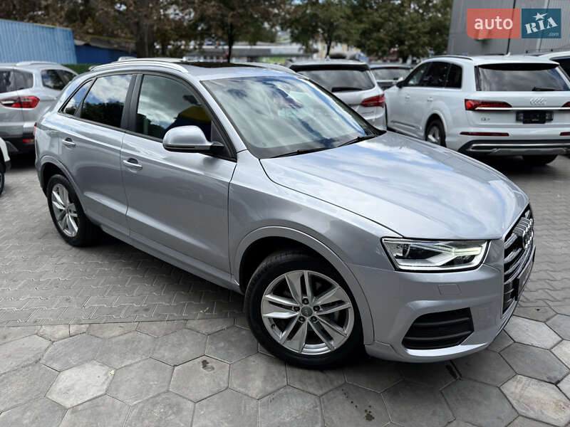 Внедорожник / Кроссовер Audi Q3 2017 в Одессе