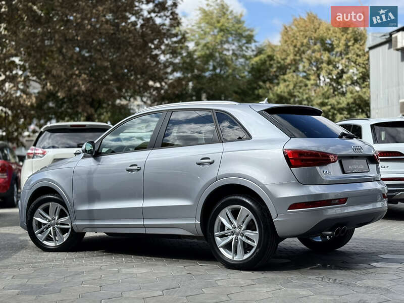 Внедорожник / Кроссовер Audi Q3 2017 в Одессе