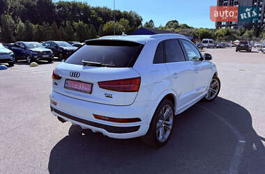 Позашляховик / Кросовер Audi Q3 2015 в 