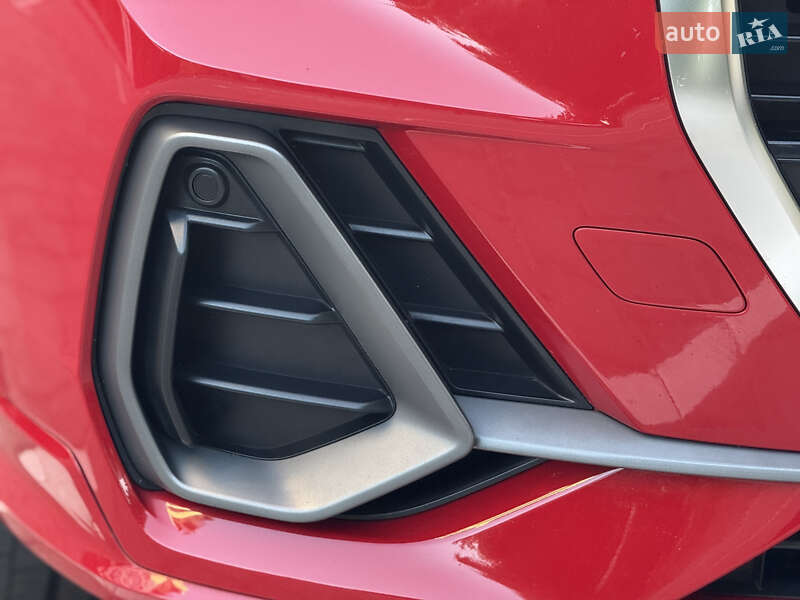 Позашляховик / Кросовер Audi Q3 2020 в Рівному фото 23 Позашляховик / Кросовер Audi Q3 2020 в Рівному