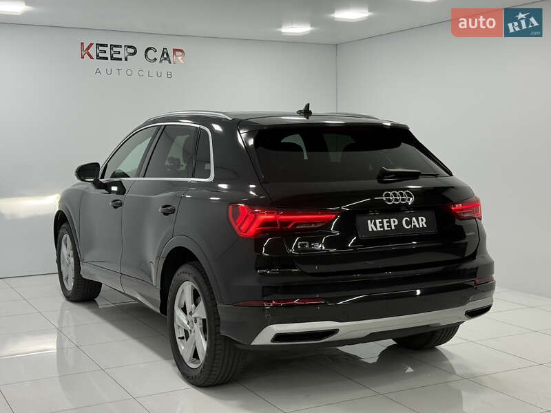 Внедорожник / Кроссовер Audi Q3 2019 в Одессе