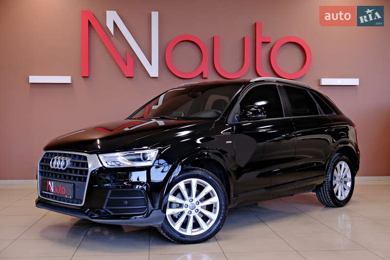Позашляховик / Кросовер Audi Q3 2018 в 