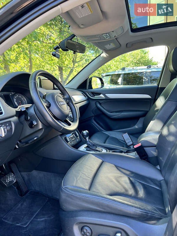 Внедорожник / Кроссовер Audi Q3 2016 в Ивано-Франковске