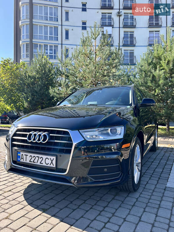 Внедорожник / Кроссовер Audi Q3 2016 в Ивано-Франковске