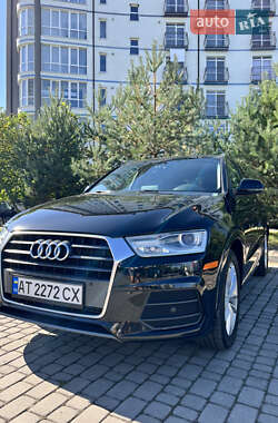 Внедорожник / Кроссовер Audi Q3 2016 в 