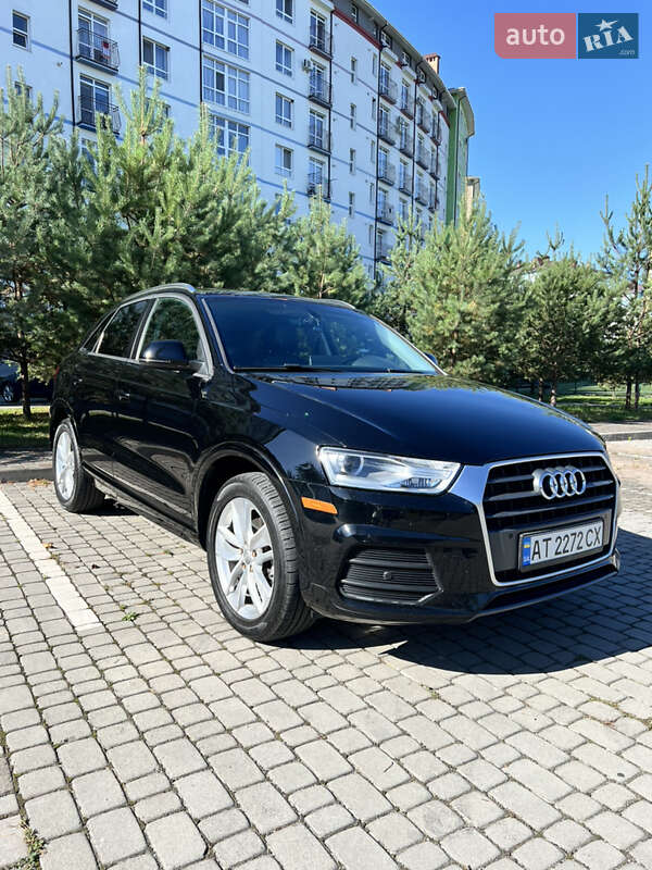 Внедорожник / Кроссовер Audi Q3 2016 в Ивано-Франковске