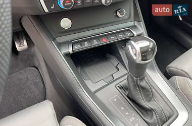 Внедорожник / Кроссовер Audi Q3 2020 в 