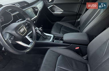 Позашляховик / Кросовер Audi Q3 2019 в Сумах
