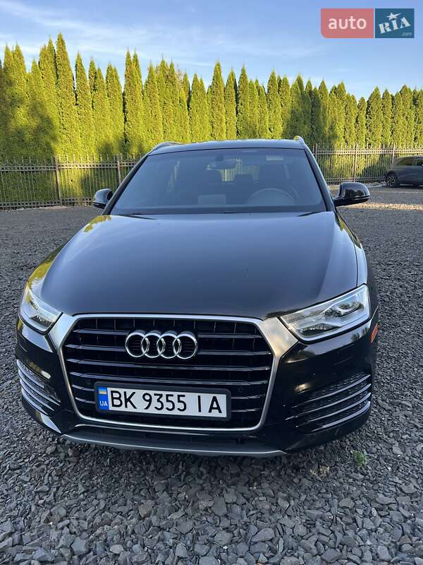 Внедорожник / Кроссовер Audi Q3 2018 в Луцке